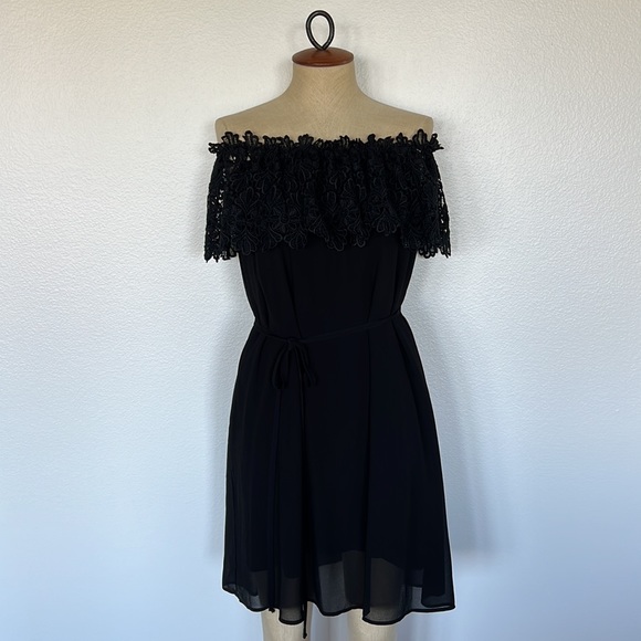 Eliza J Dresses & Skirts - Eliza J Lace Off-The- Shoulder Black Short Dress